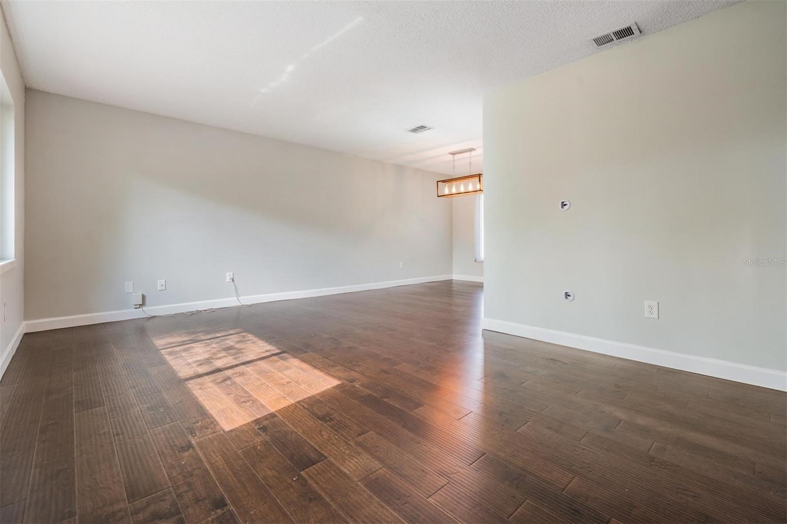 CYPRESS HOLLOW - Residential