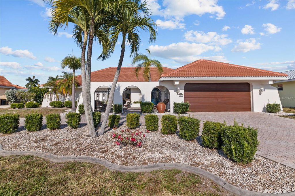 Photo of 918 Messina Drive, Punta Gorda, FL 33950 (MLS # C7492388)