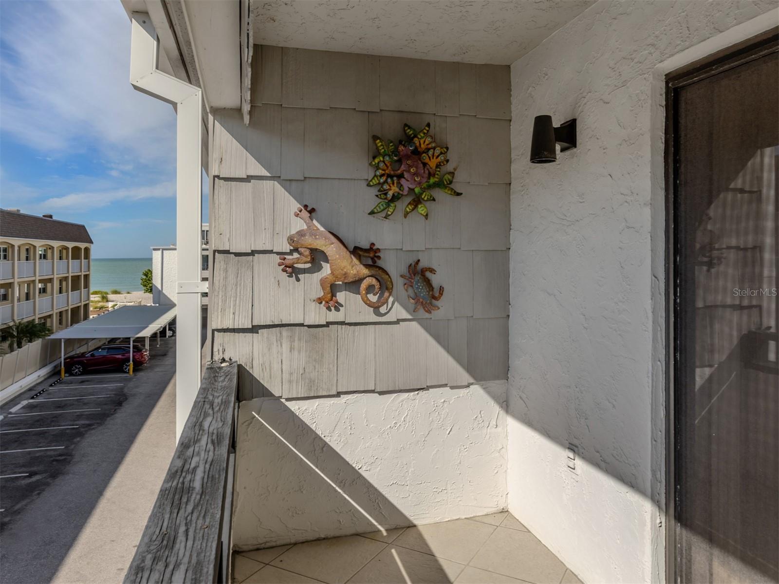 BAHIA VISTA GULF - Residential