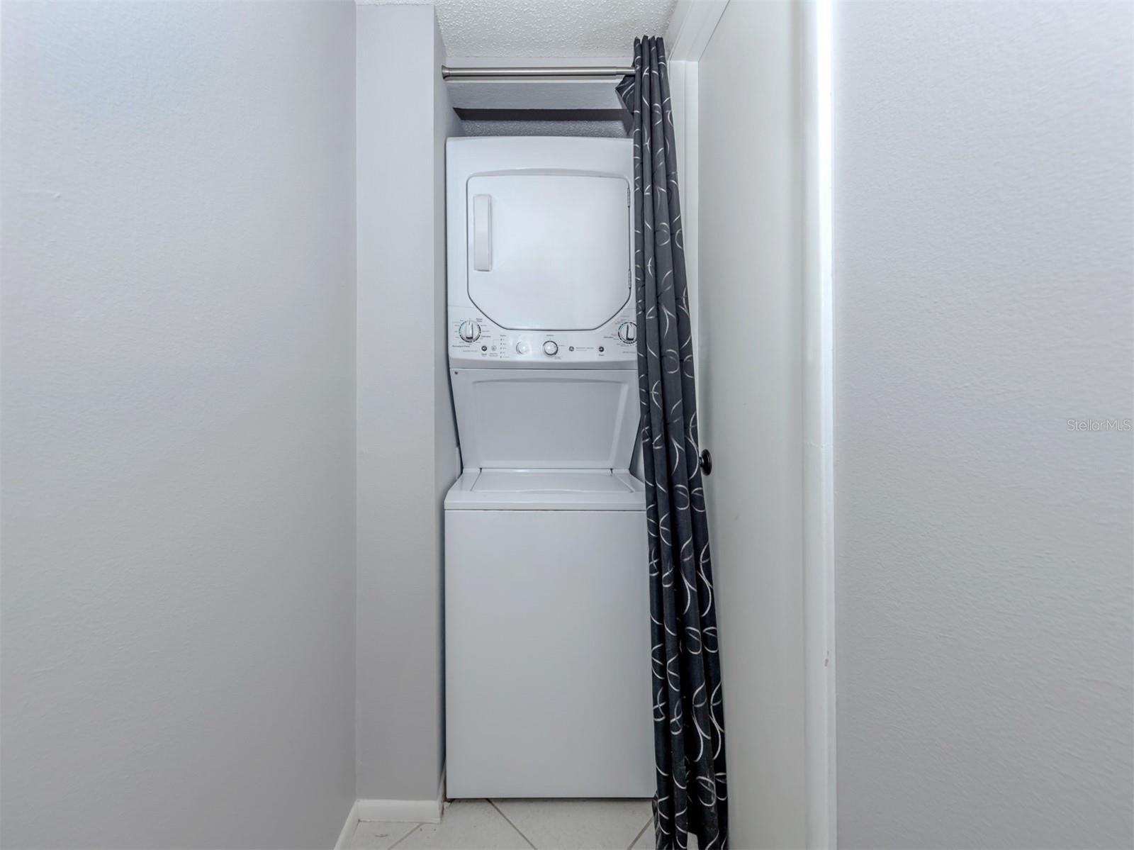 BAHIA VISTA GULF - Residential