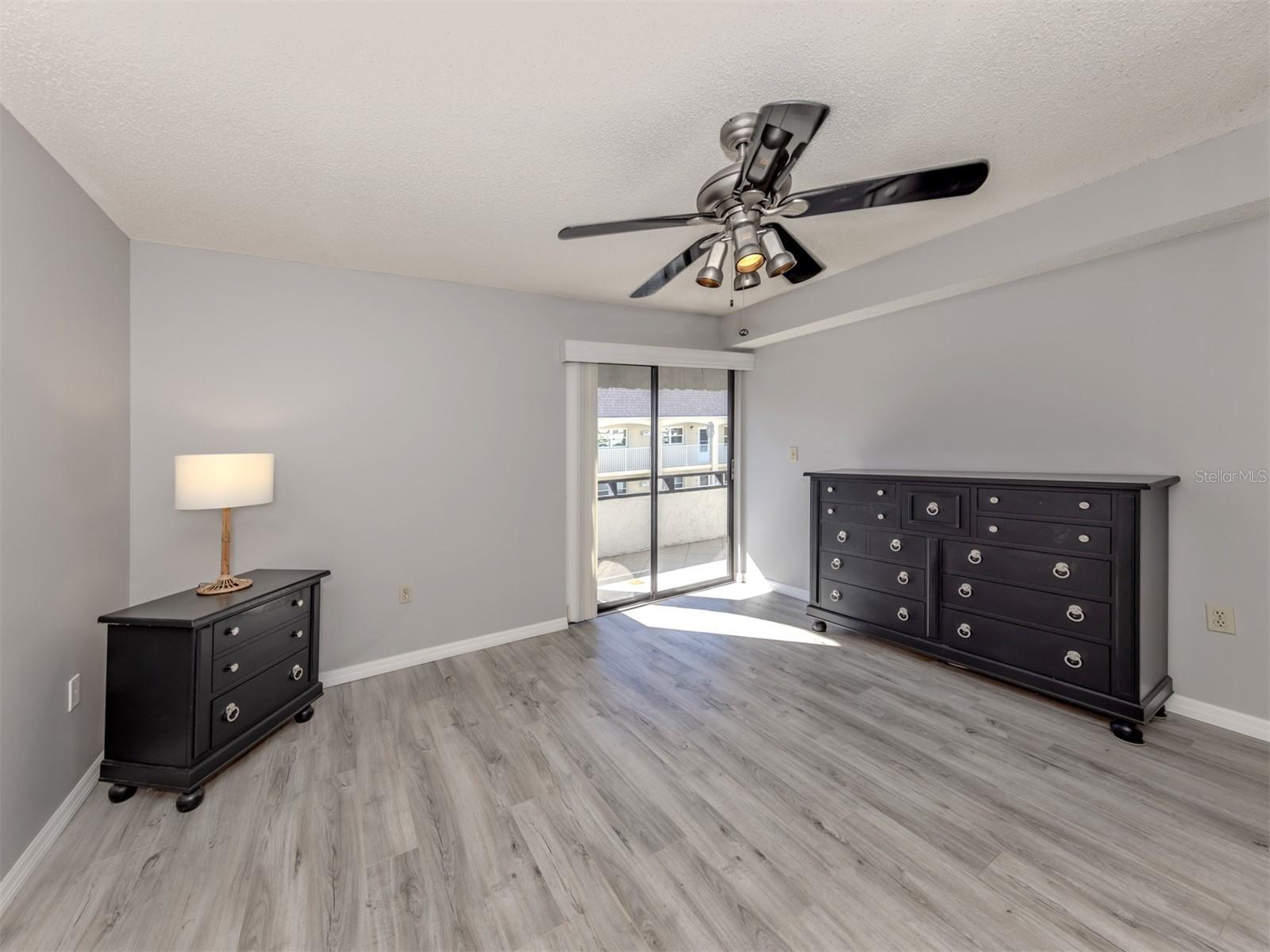 BAHIA VISTA GULF - Residential