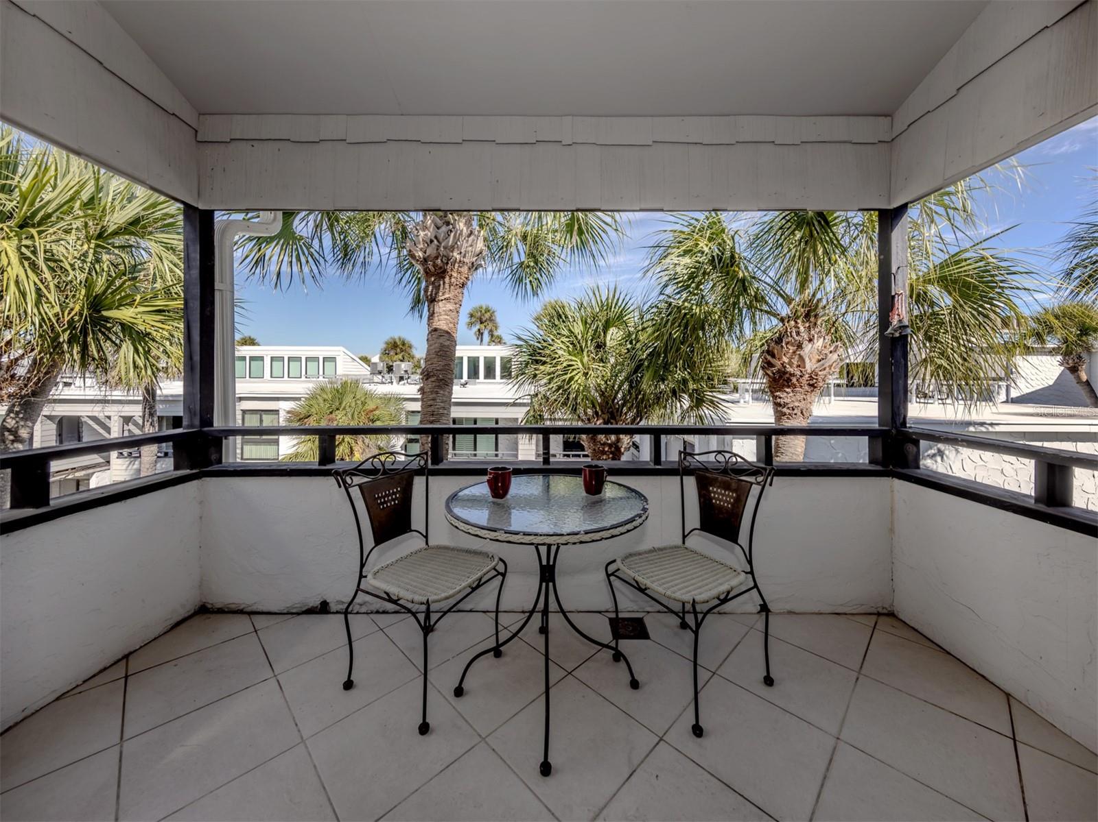 BAHIA VISTA GULF - Residential