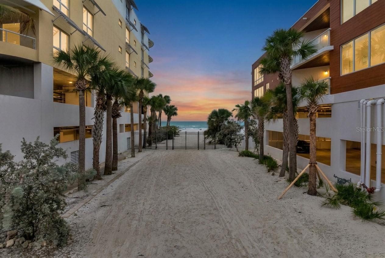 BEACH CLUB AT SIESTA KEY - Residential
