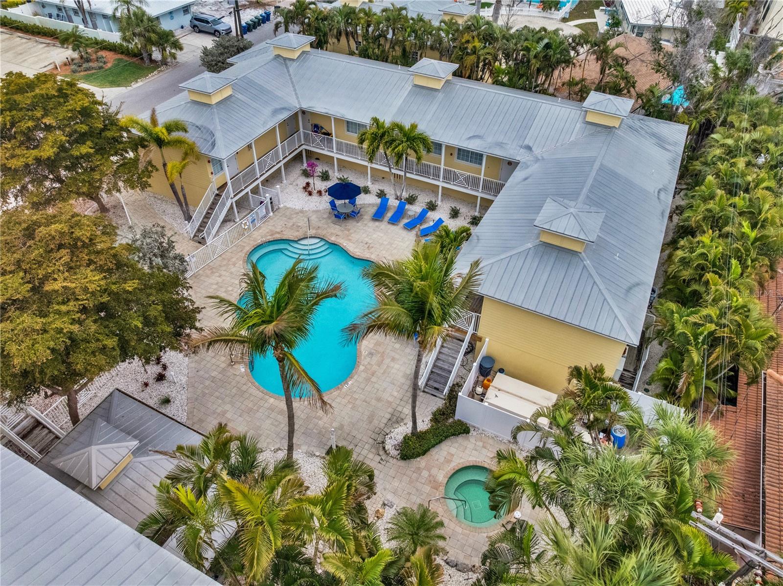 BEACH CLUB AT SIESTA KEY - Residential