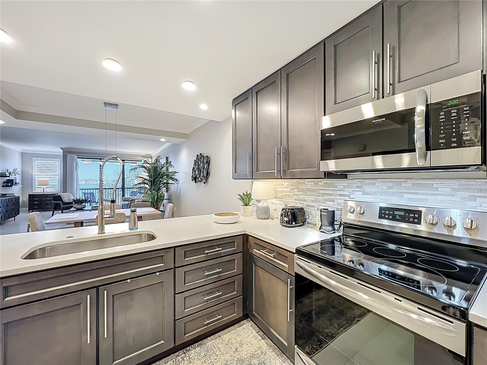 16300 COUNTY ROAD 455 405