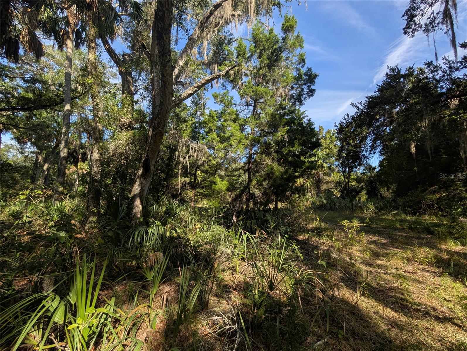 GULF BREEZE SHORES - Land