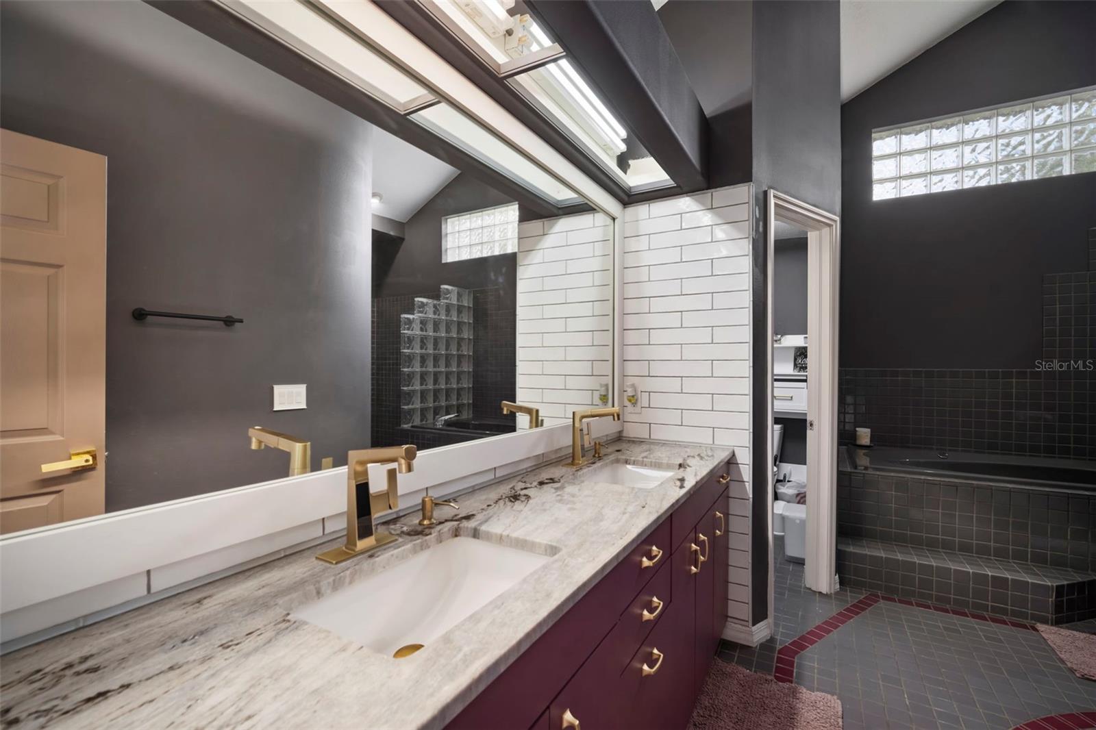 MILLER WOODS - Residential