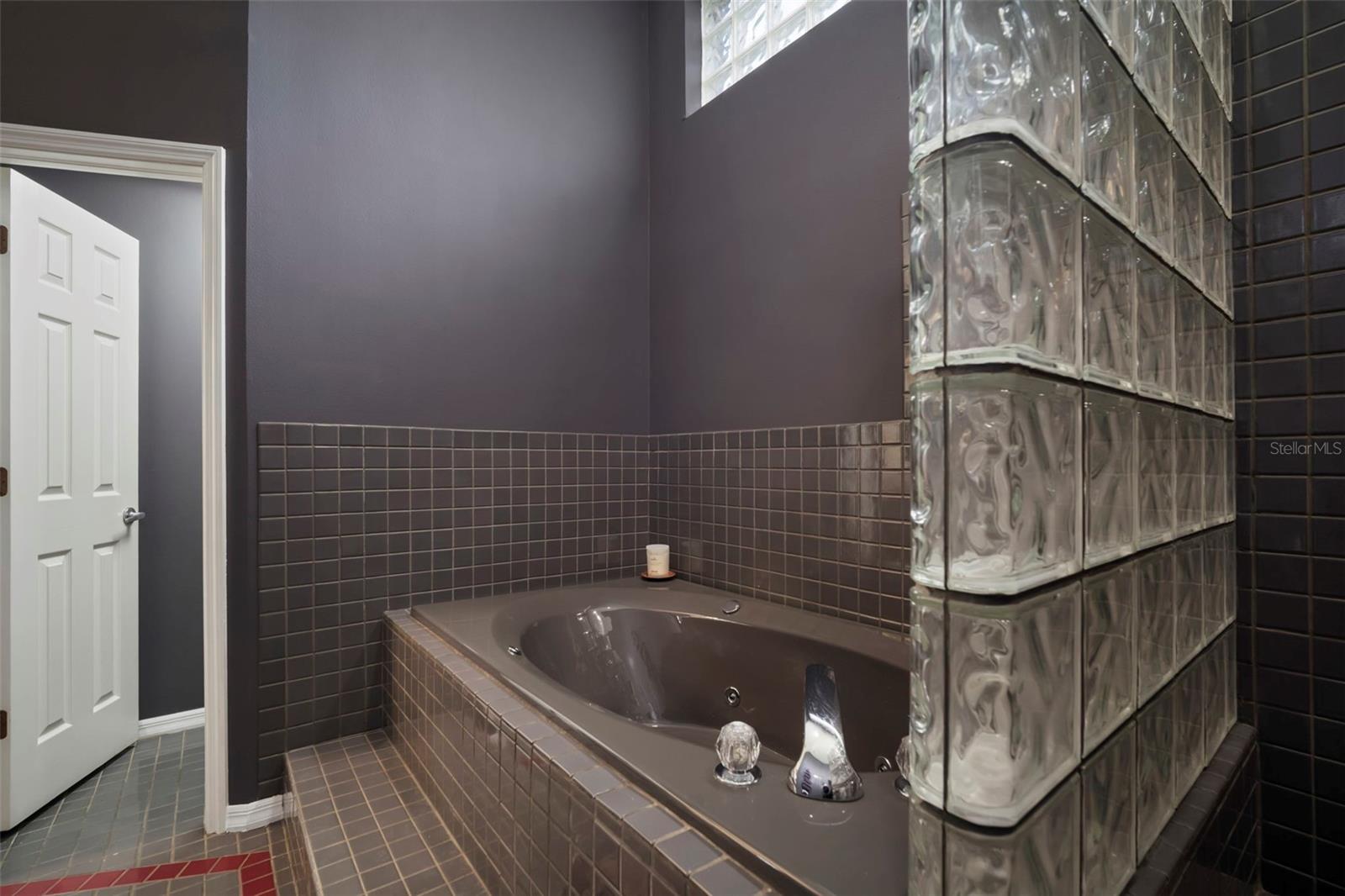 MILLER WOODS - Residential