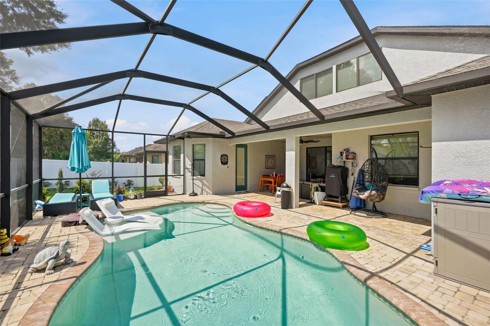 652 TIERRA DRIVE