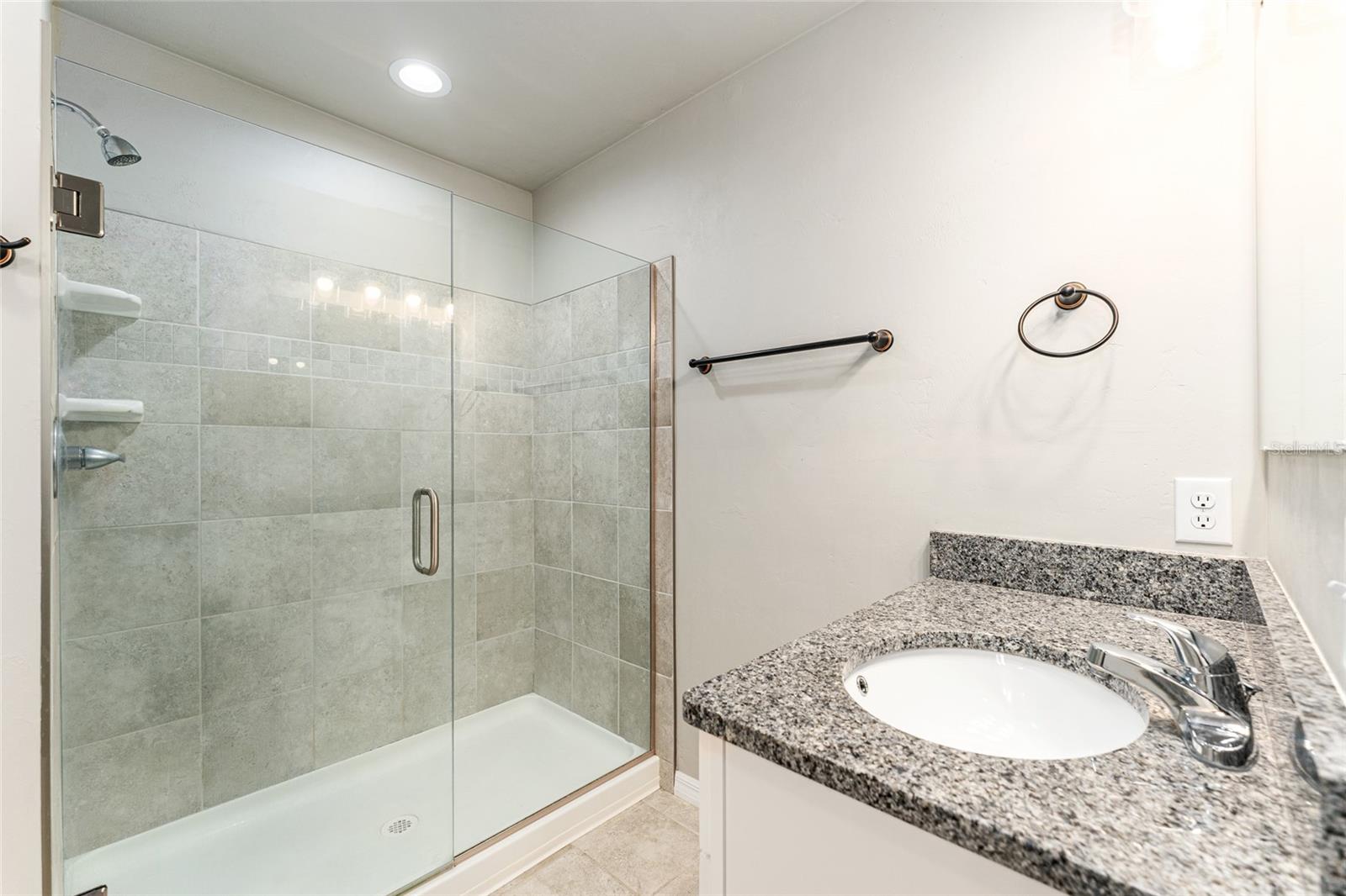 VASTAVIA - Residential