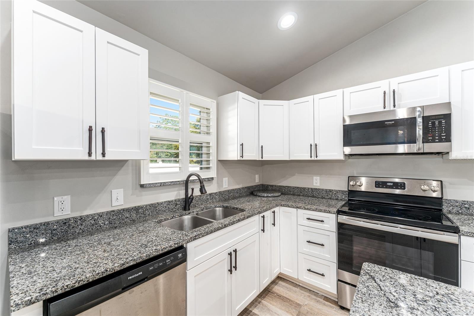 VASTAVIA - Residential