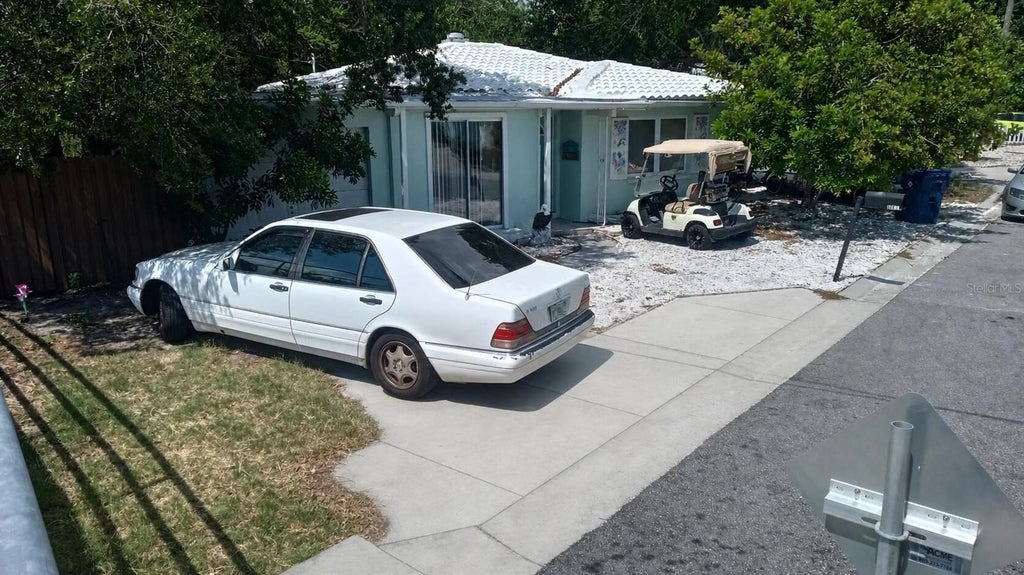 Photo of 6631 Rosati Lane S, St Petersburg, FL 33707 (MLS # O6415845)