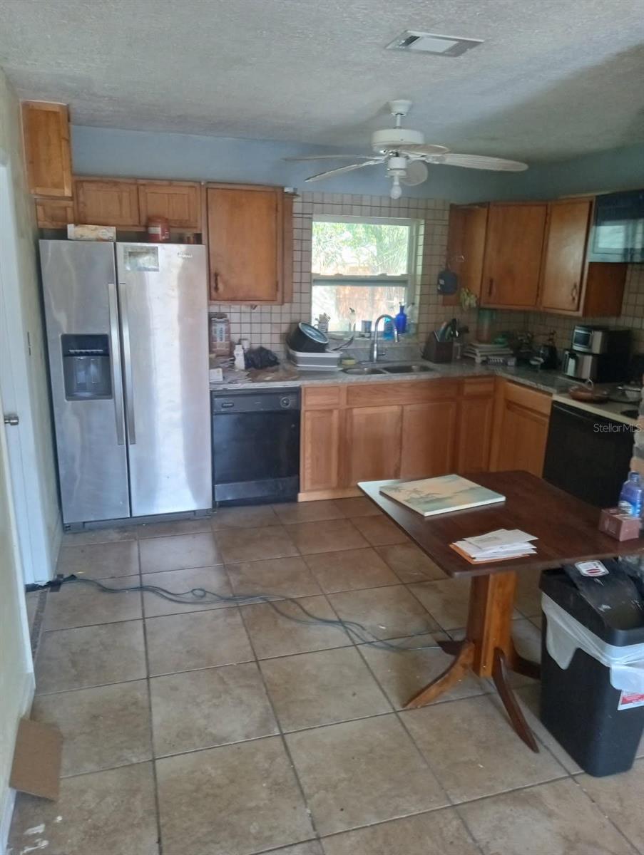 Photo of 6631 Rosati Lane S, St Petersburg, FL 33707 (MLS # O6415845)