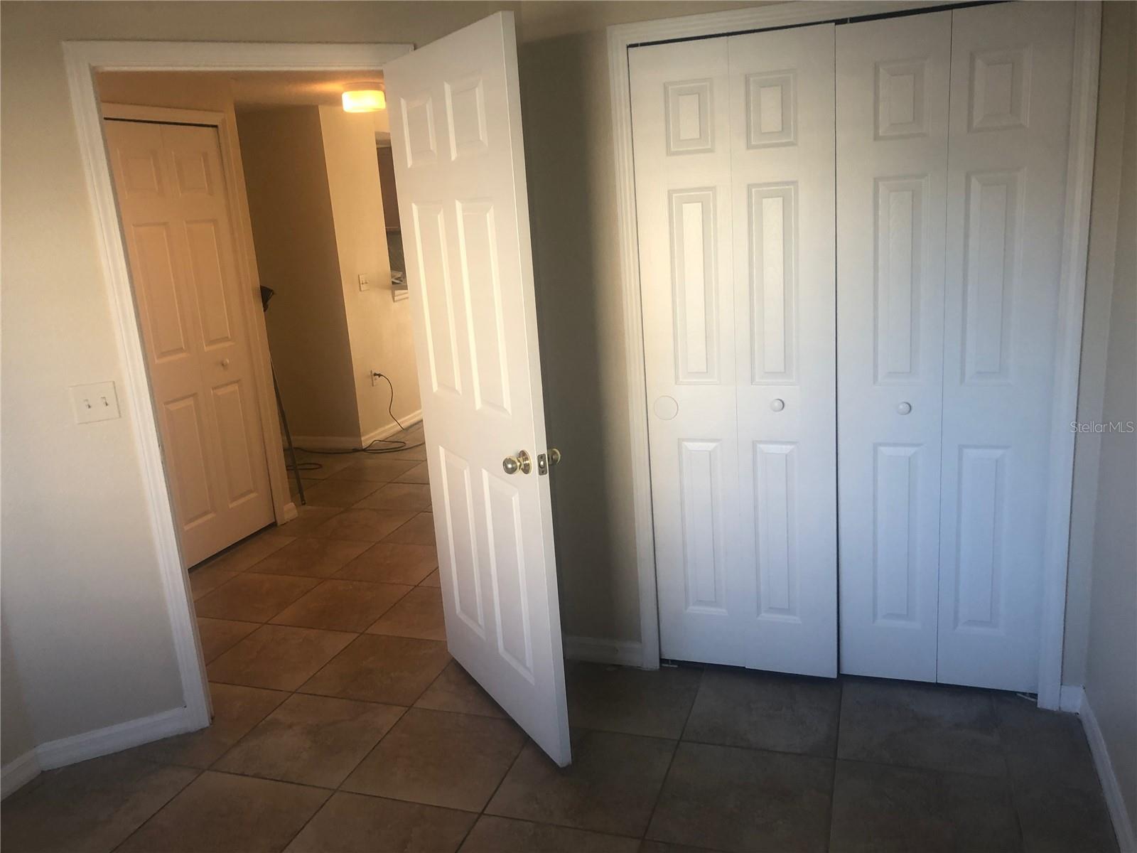 VILLAGES OF BLOOMINGDALE CONDO 3 - Residential Lease