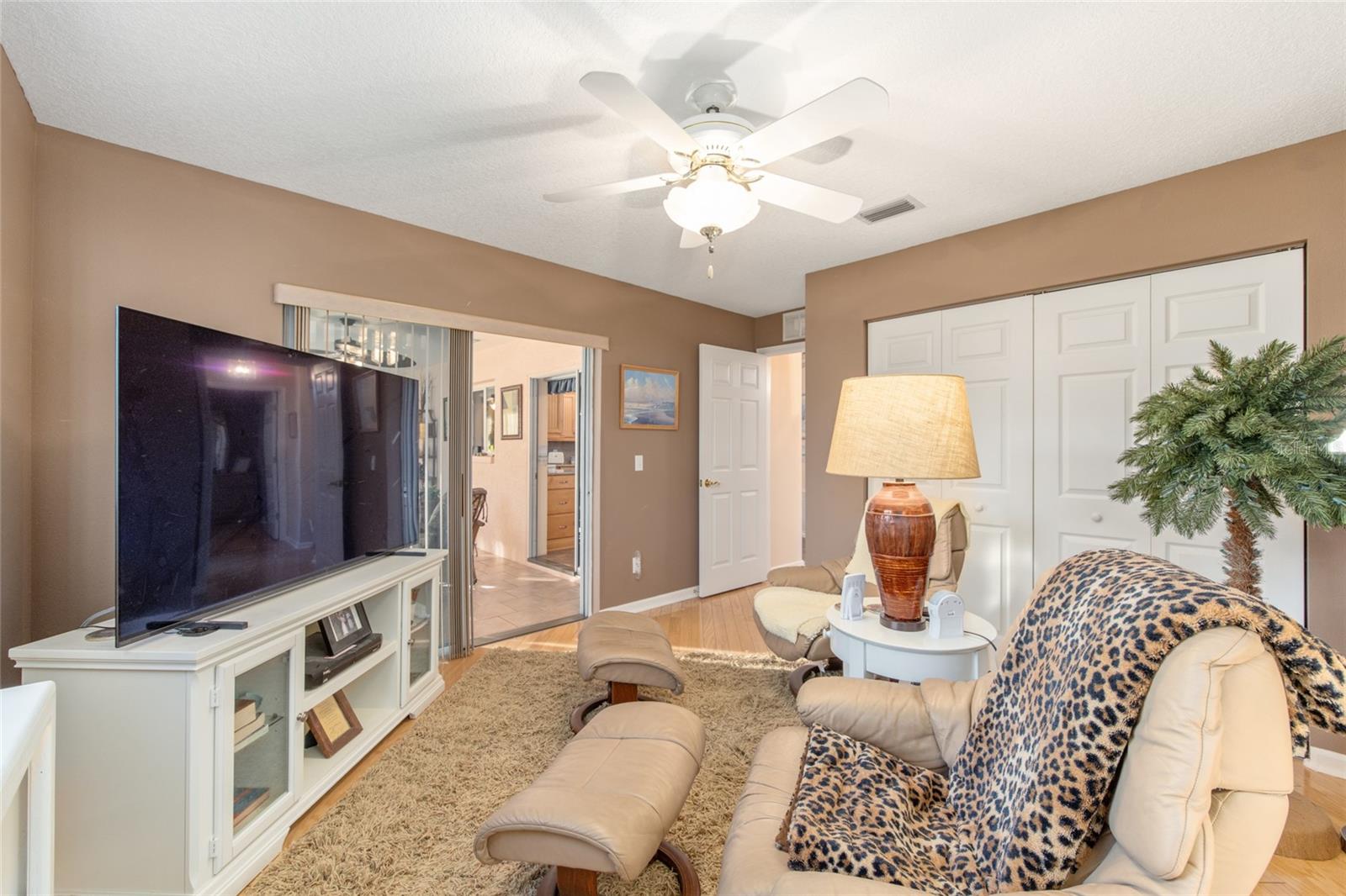 OCALA PALMS - Residential