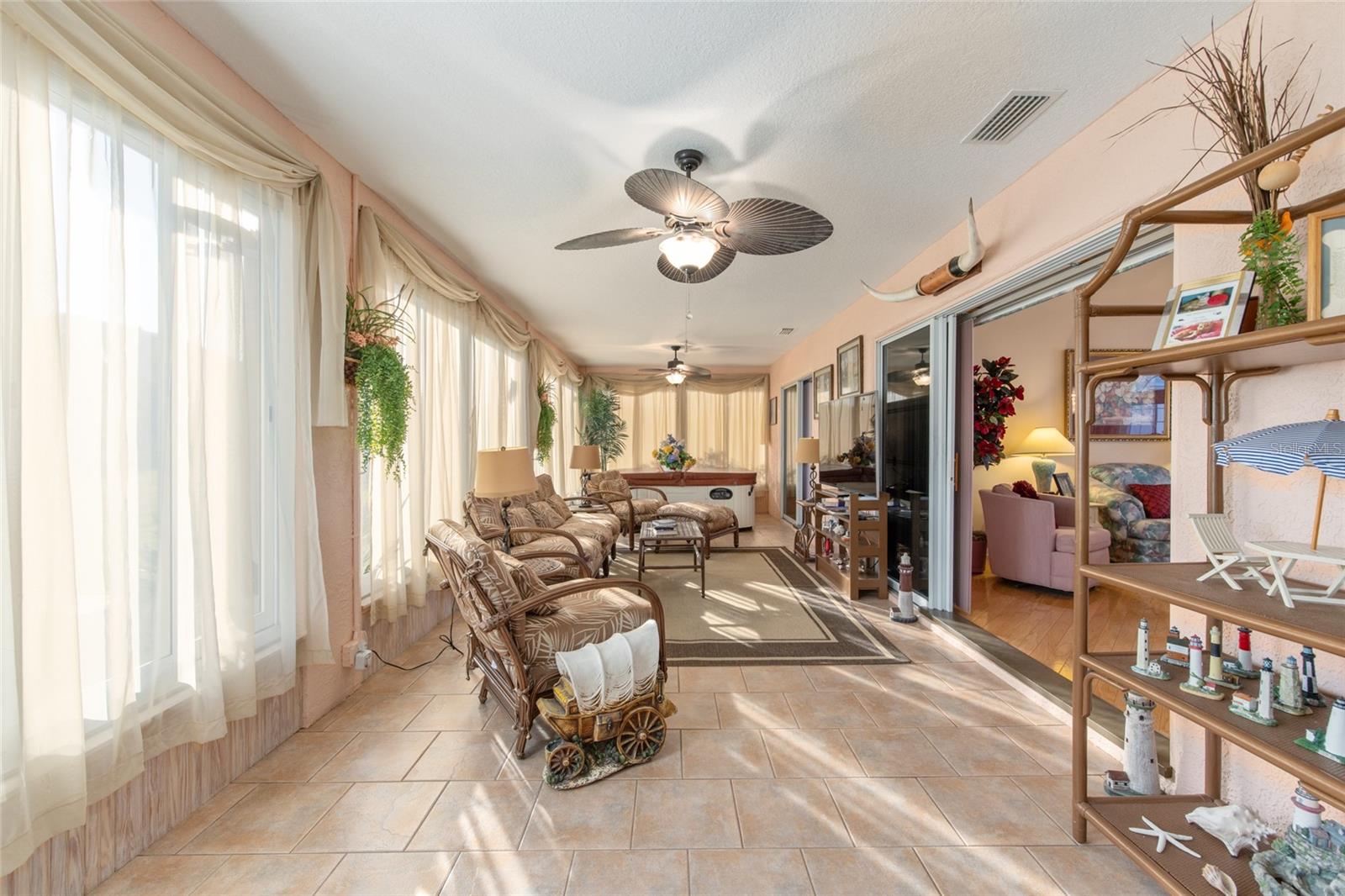 OCALA PALMS - Residential