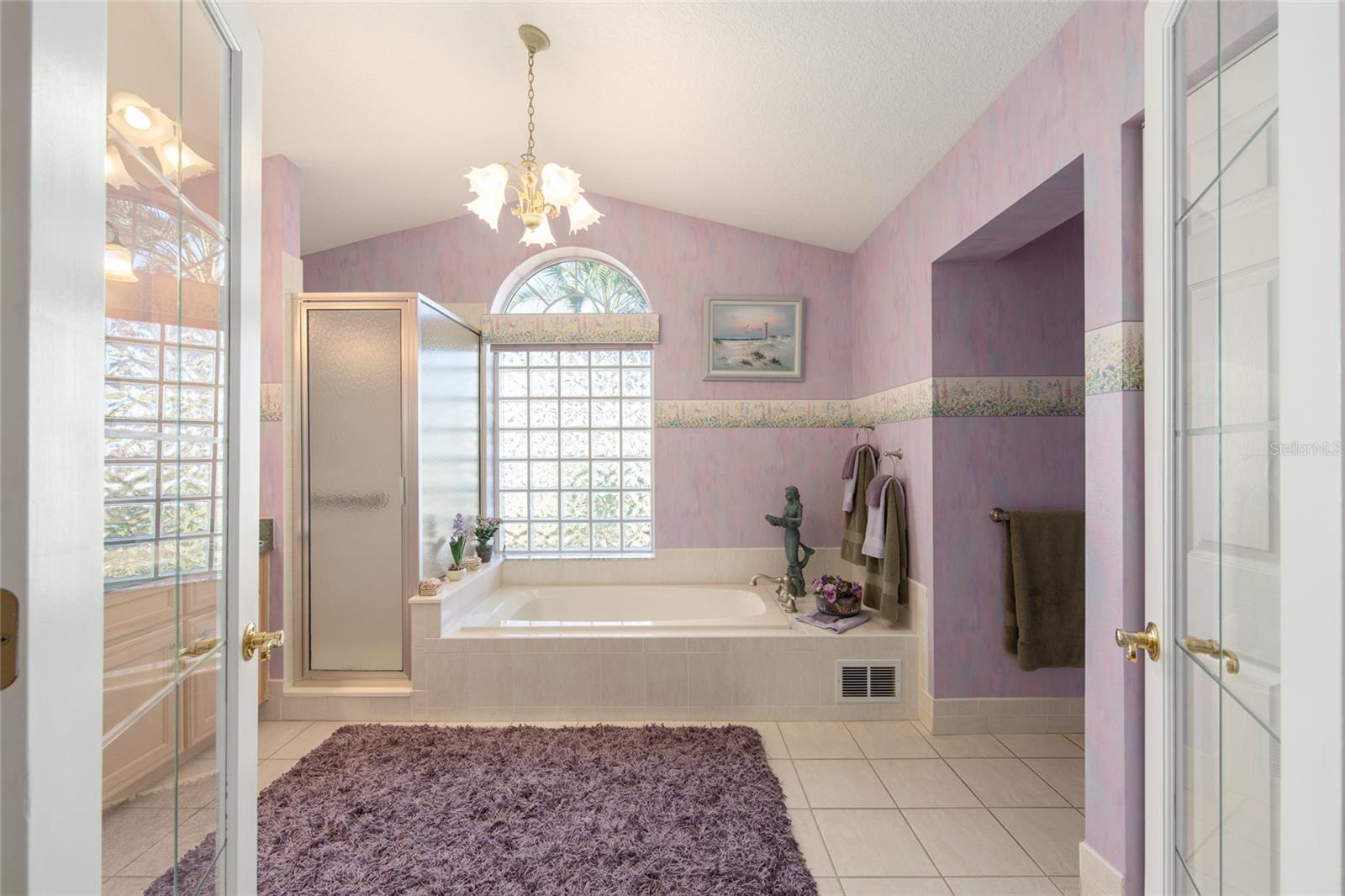 OCALA PALMS - Residential