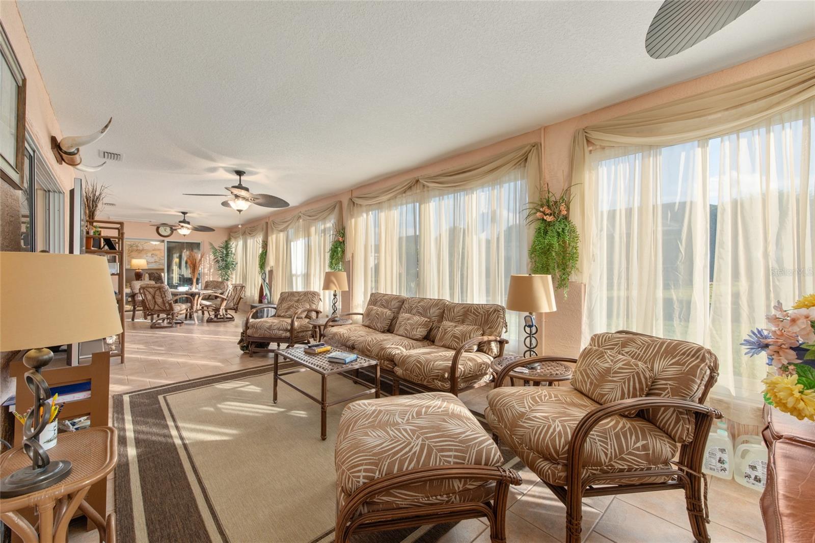 OCALA PALMS - Residential