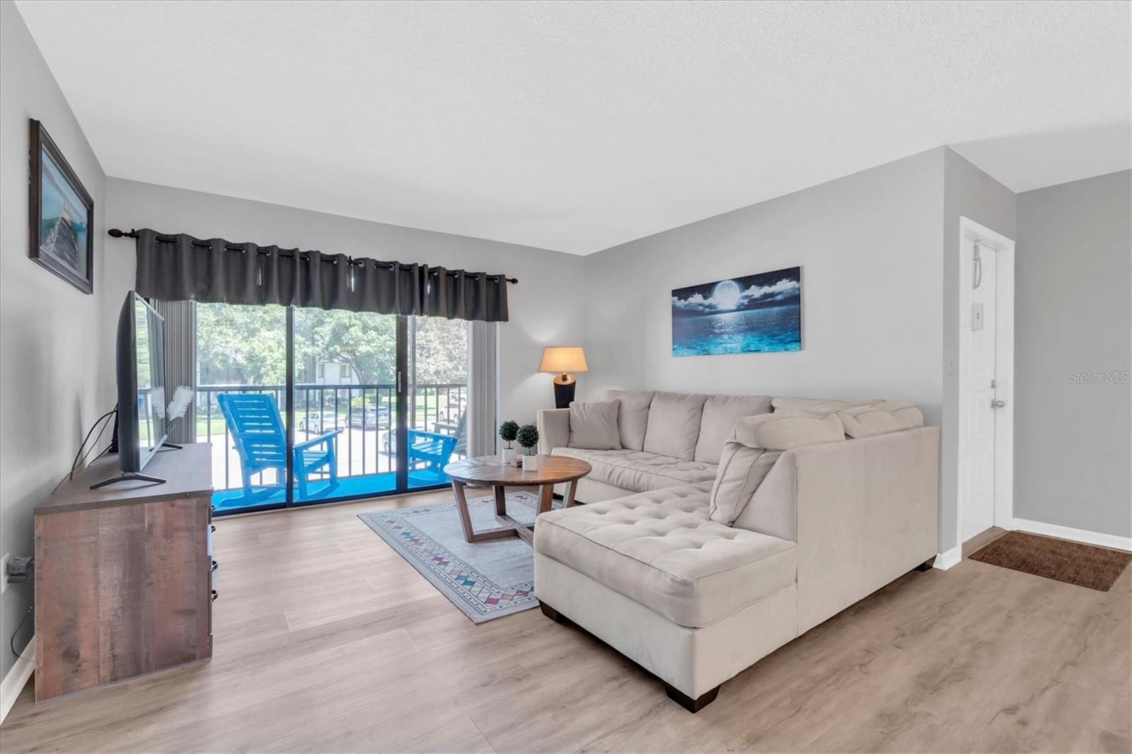 1207 PINE RIDGE CIRCLE W H2