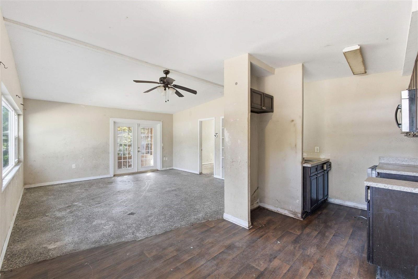 CAMELLIA PARK - Residential