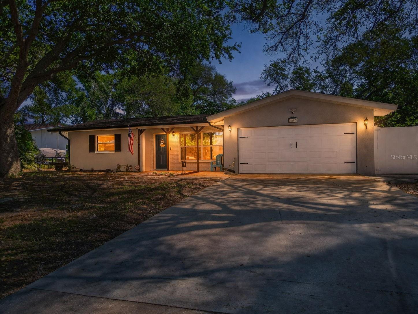 DOUGLAS MANOR 2ND ADD - Residential