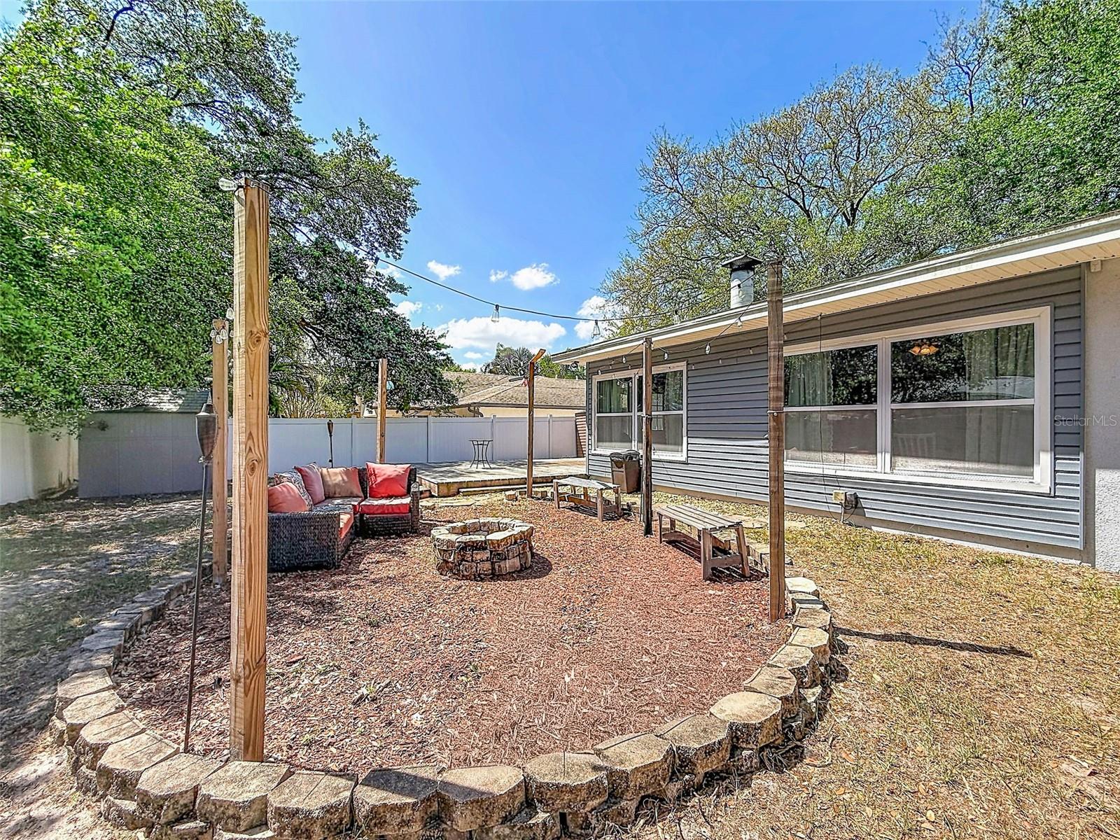 DOUGLAS MANOR 2ND ADD - Residential