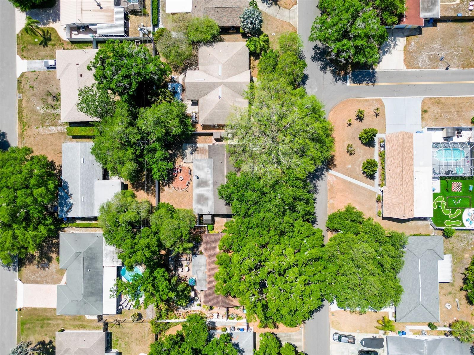 DOUGLAS MANOR 2ND ADD - Residential