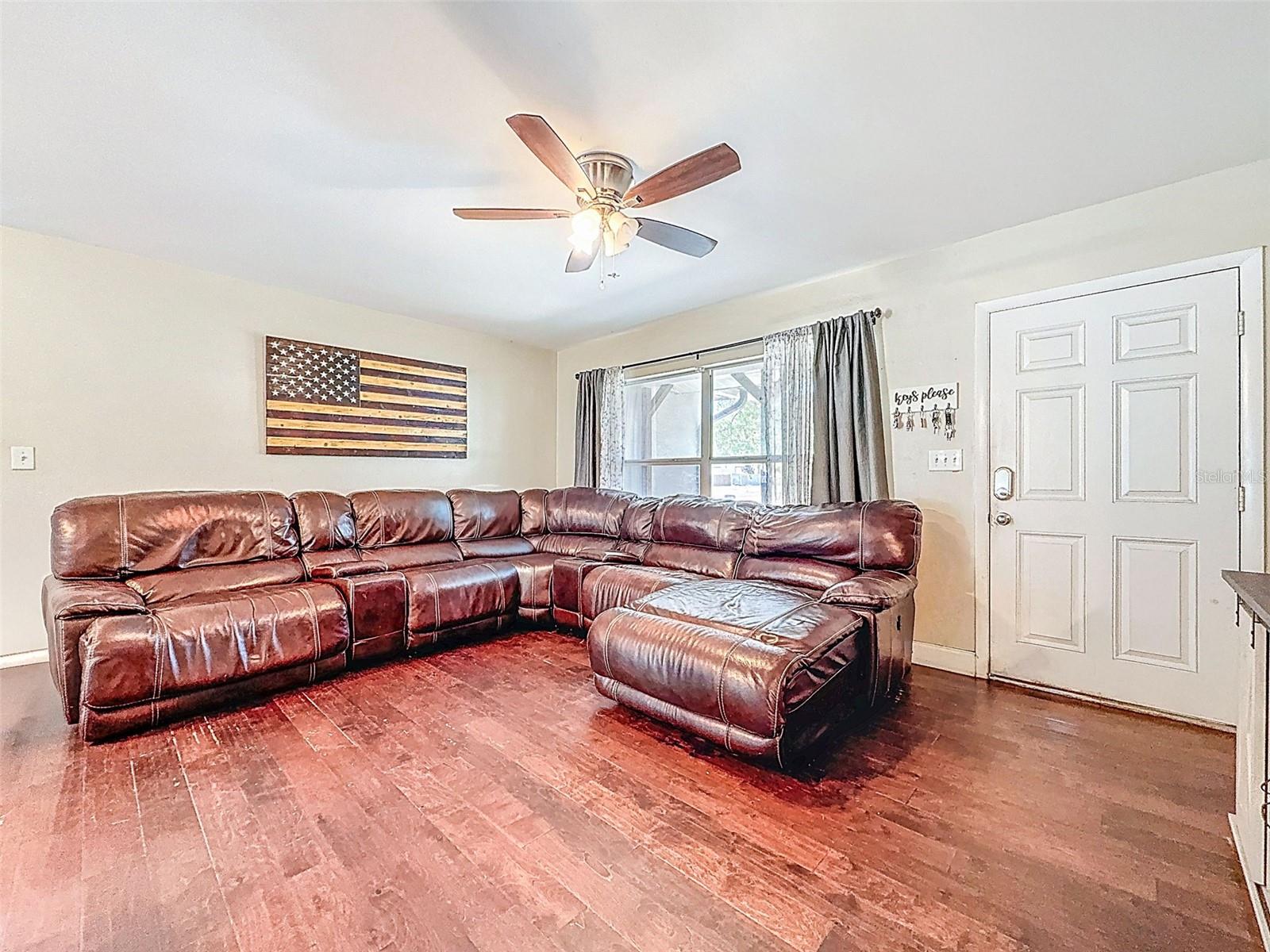 DOUGLAS MANOR 2ND ADD - Residential