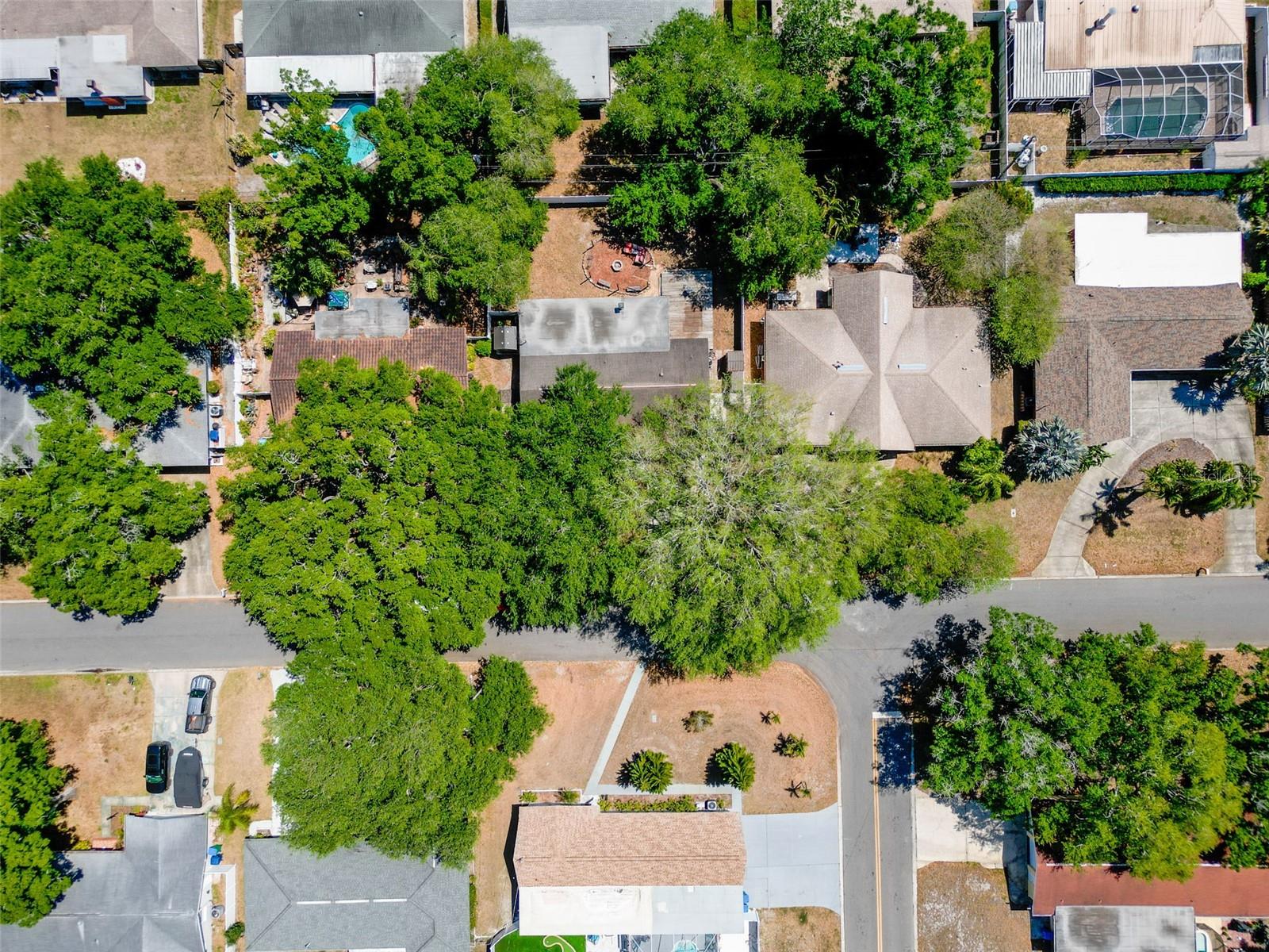 DOUGLAS MANOR 2ND ADD - Residential