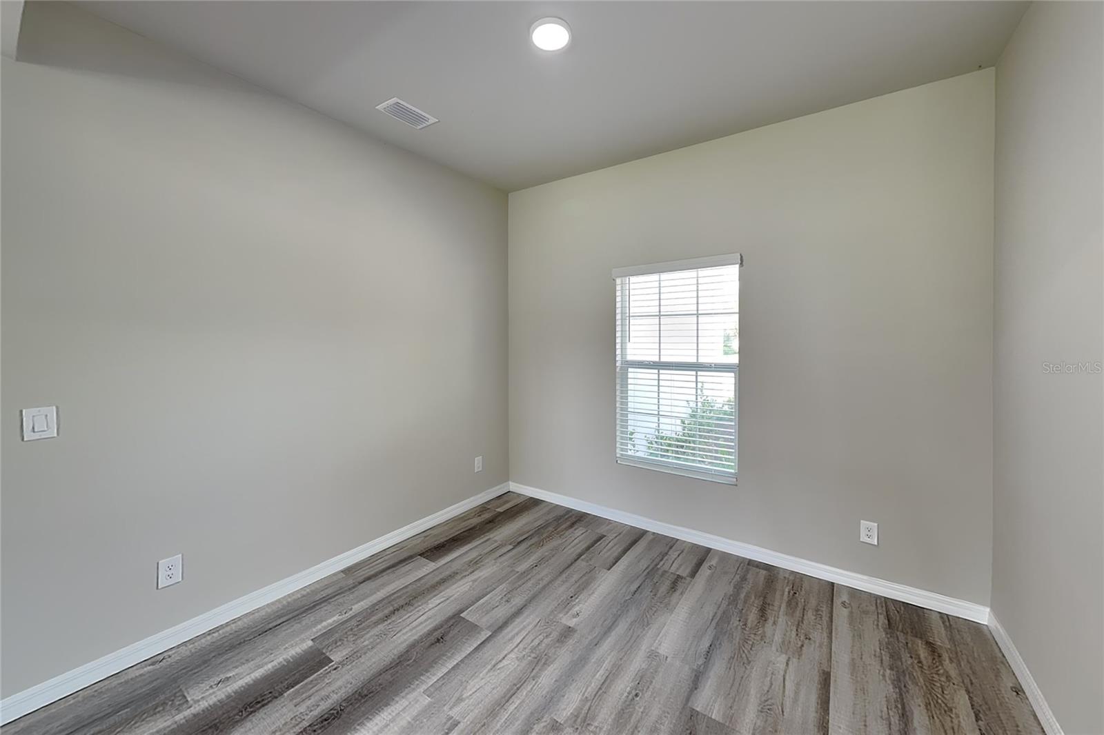 8878 BESSEMER COURT