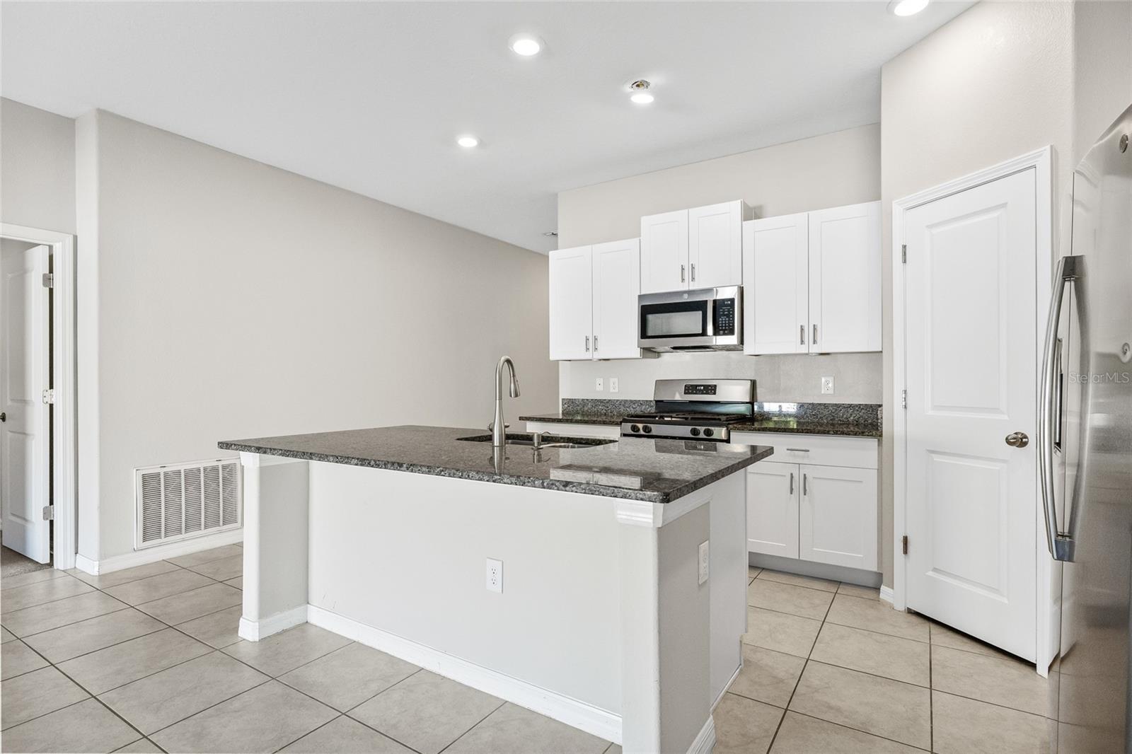 LEISEY SUB - Residential