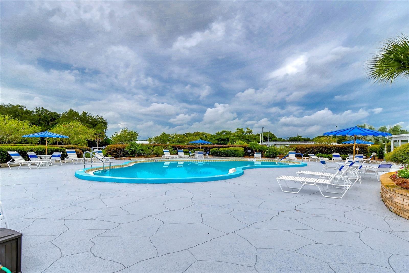 COLONY HILLS COMMUNITY - Residential