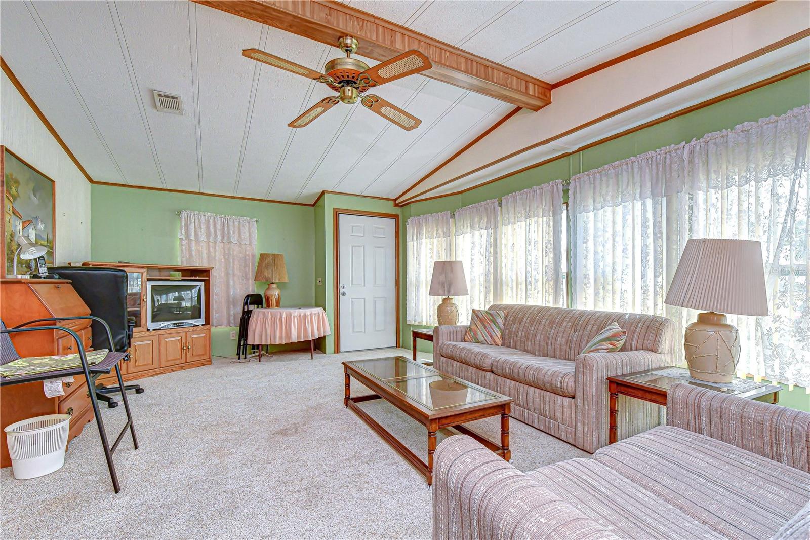 COLONY HILLS COMMUNITY - Residential