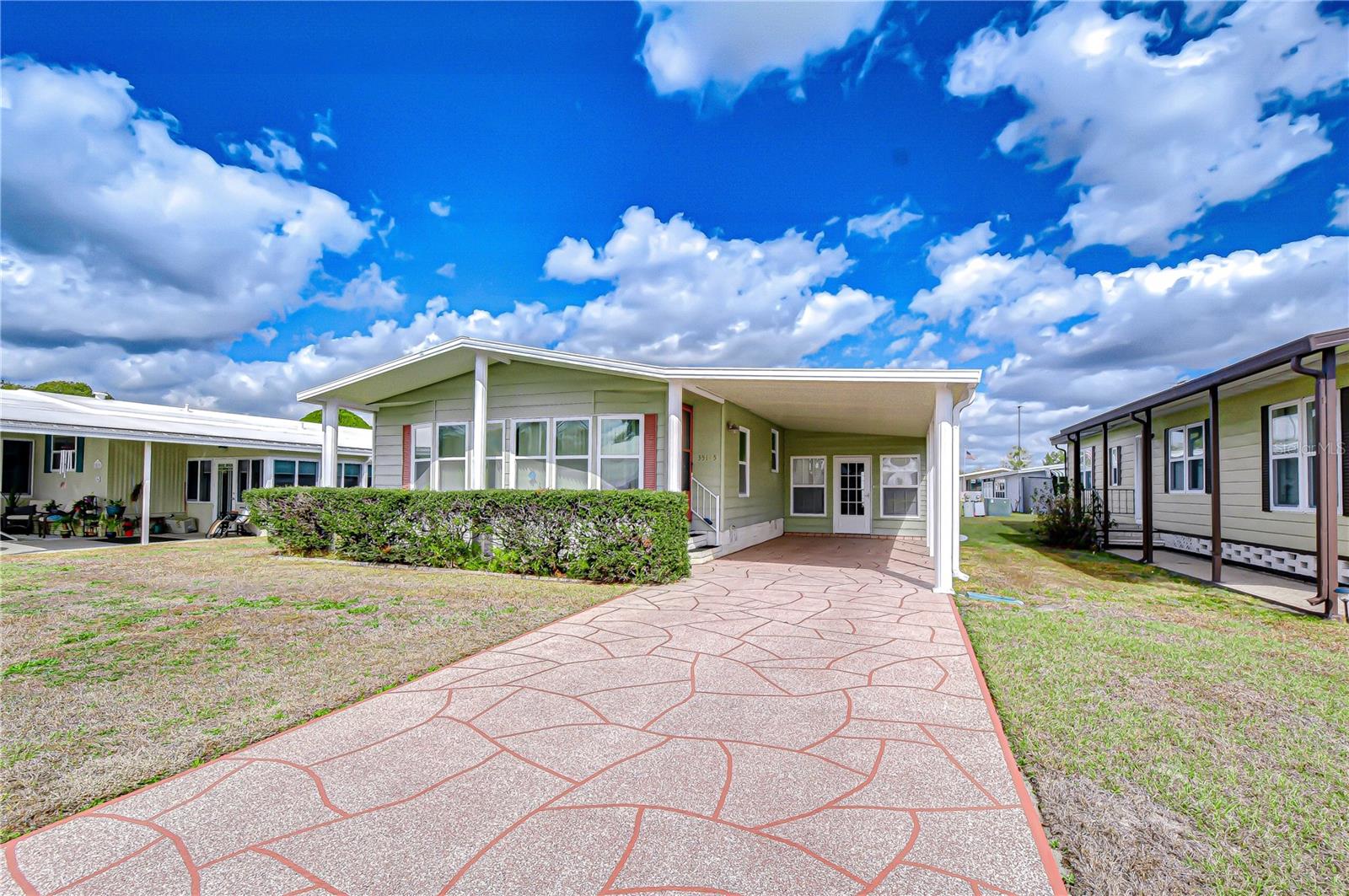 COLONY HILLS COMMUNITY - Residential