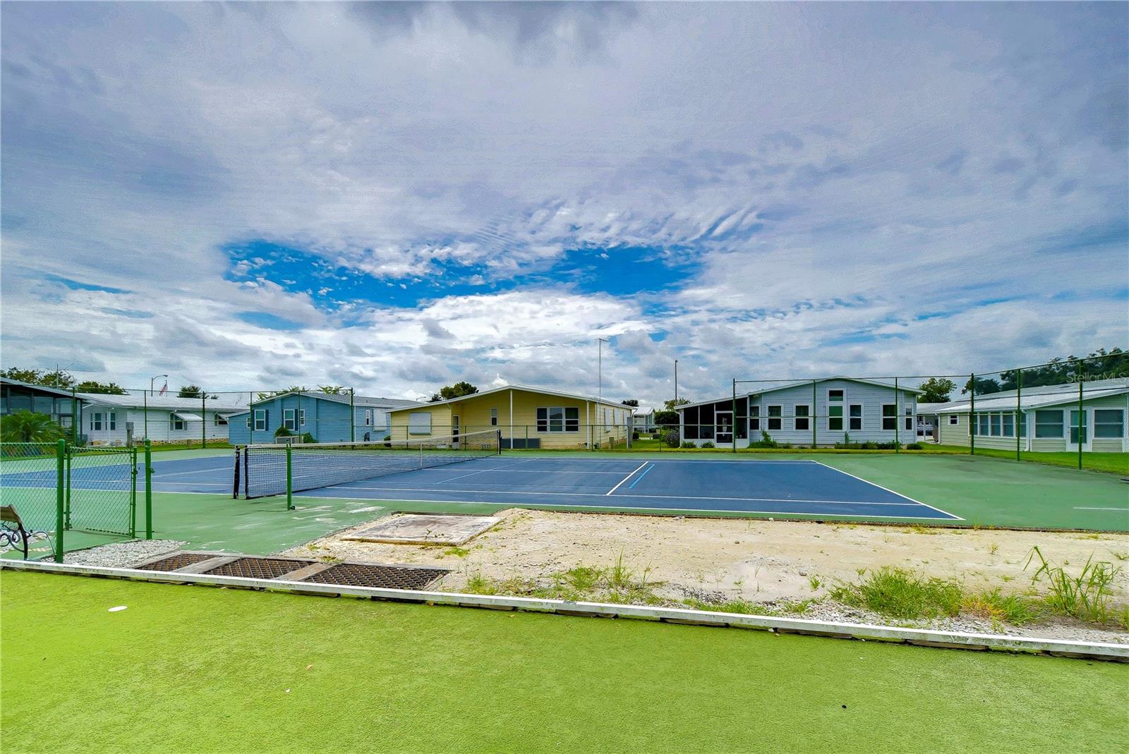 COLONY HILLS COMMUNITY - Residential