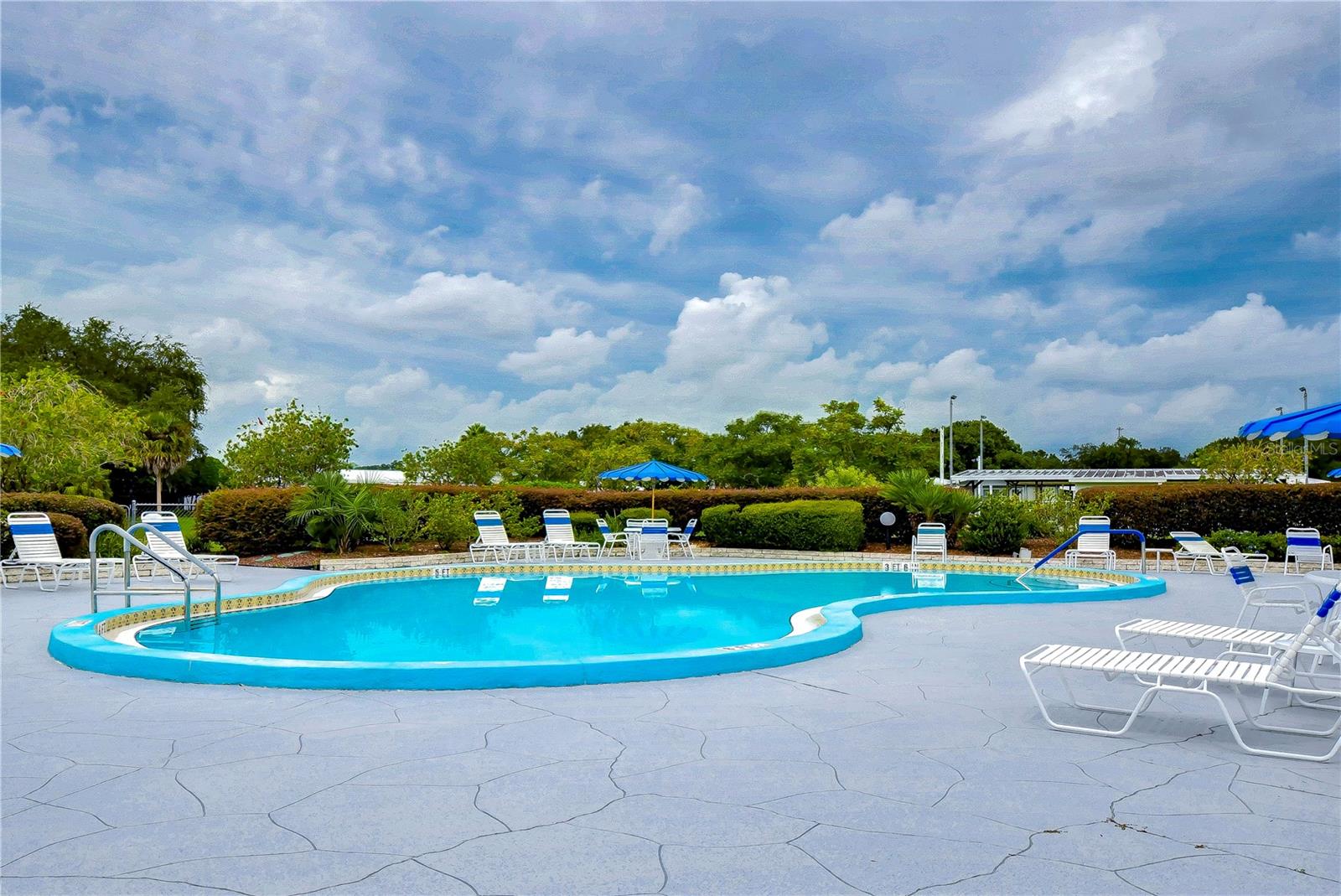 COLONY HILLS COMMUNITY - Residential