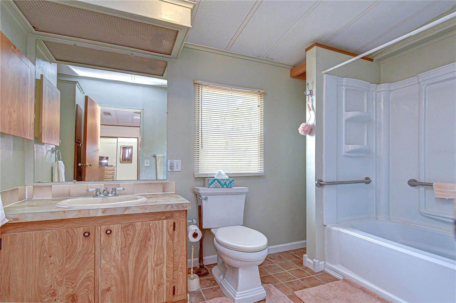 COLONY HILLS COMMUNITY - Residential