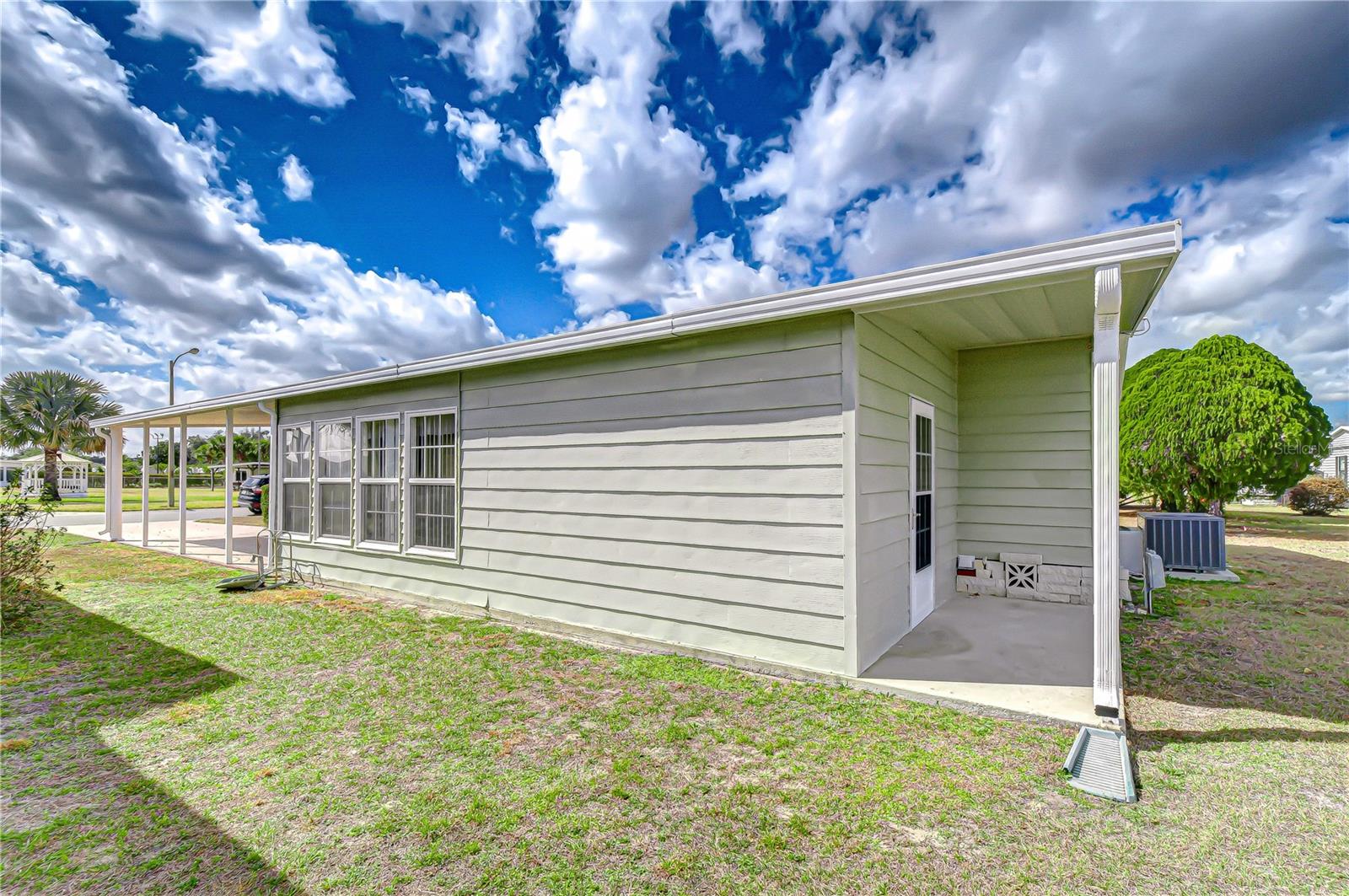 COLONY HILLS COMMUNITY - Residential