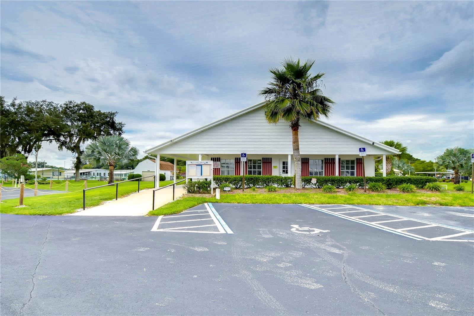 COLONY HILLS COMMUNITY - Residential