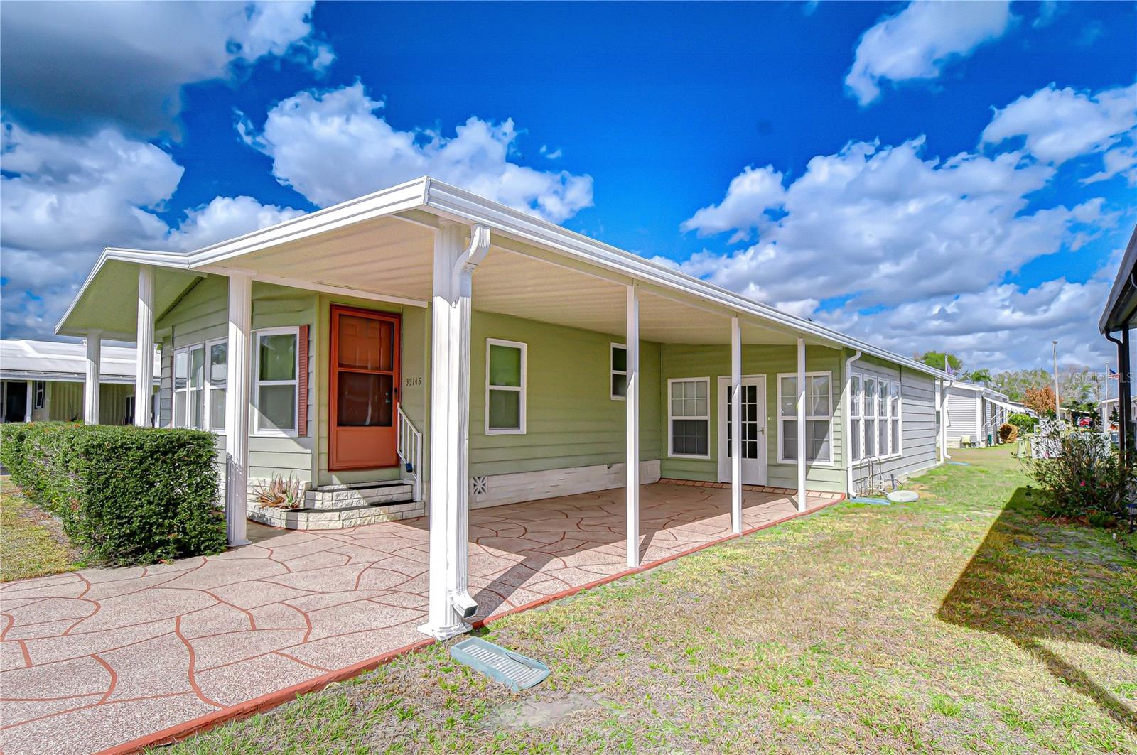 COLONY HILLS COMMUNITY - Residential