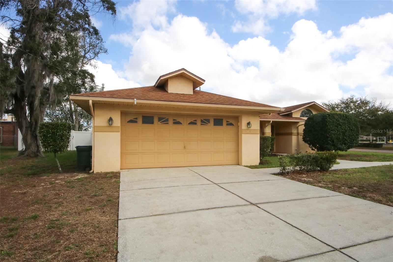 SPRING HILL - Residential Lease