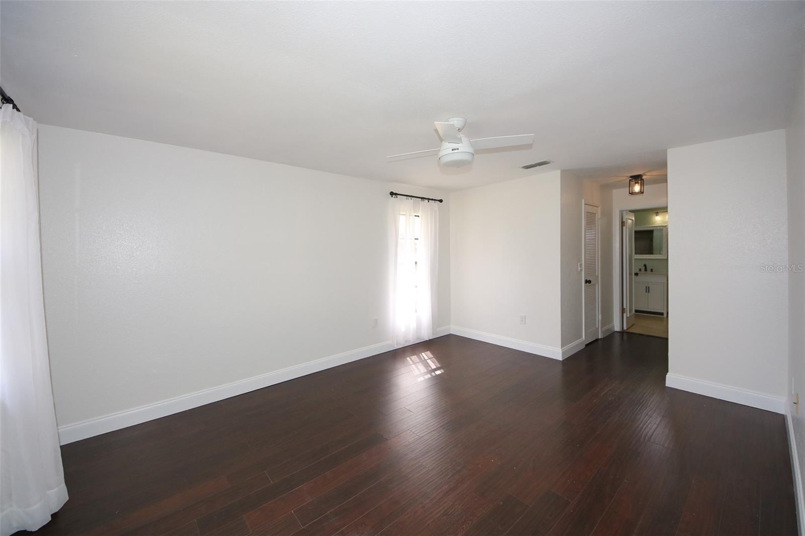 SPRING HILL - Residential Lease