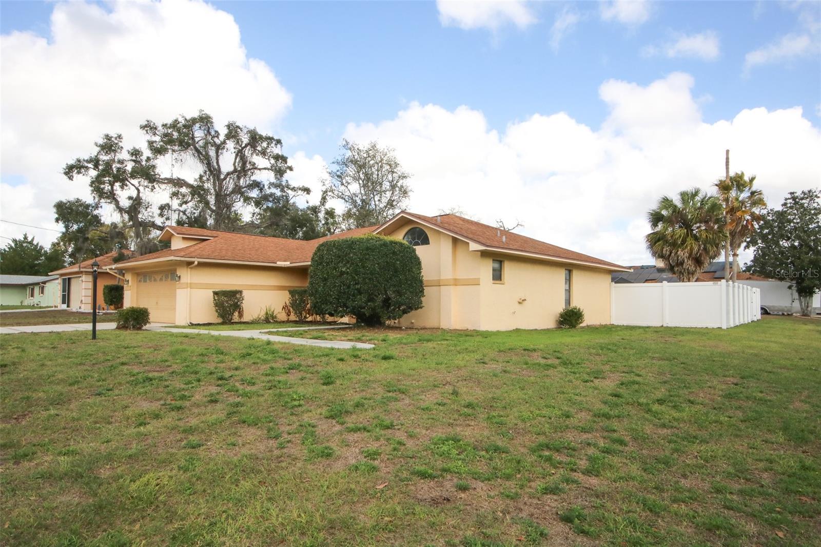 SPRING HILL - Residential Lease