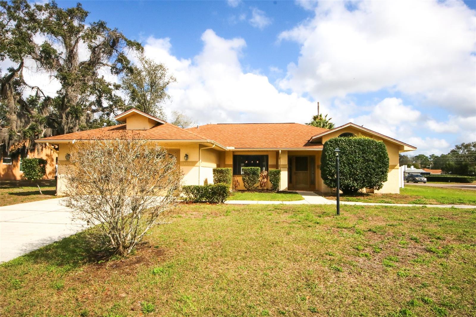 SPRING HILL - Residential Lease