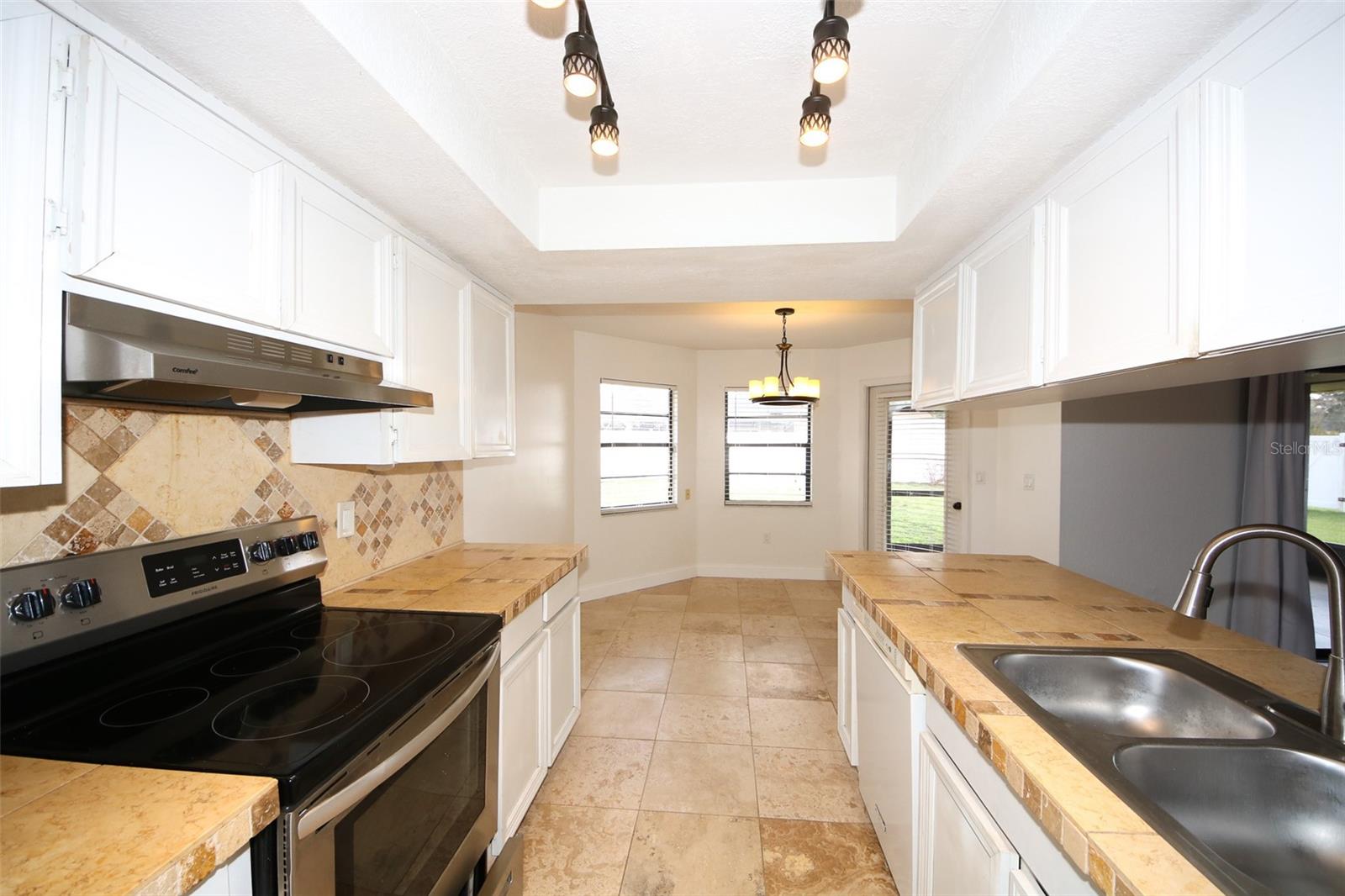 SPRING HILL - Residential Lease