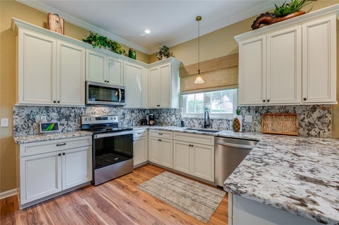 Tiny photo for 1259 Avenida De Las Casas, Lady Lake, FL 32159 (MLS # V4950008)