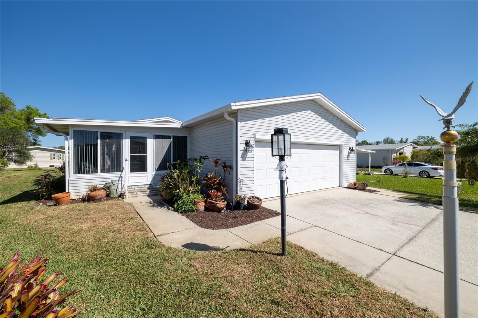 709 HELMSMEN LANE