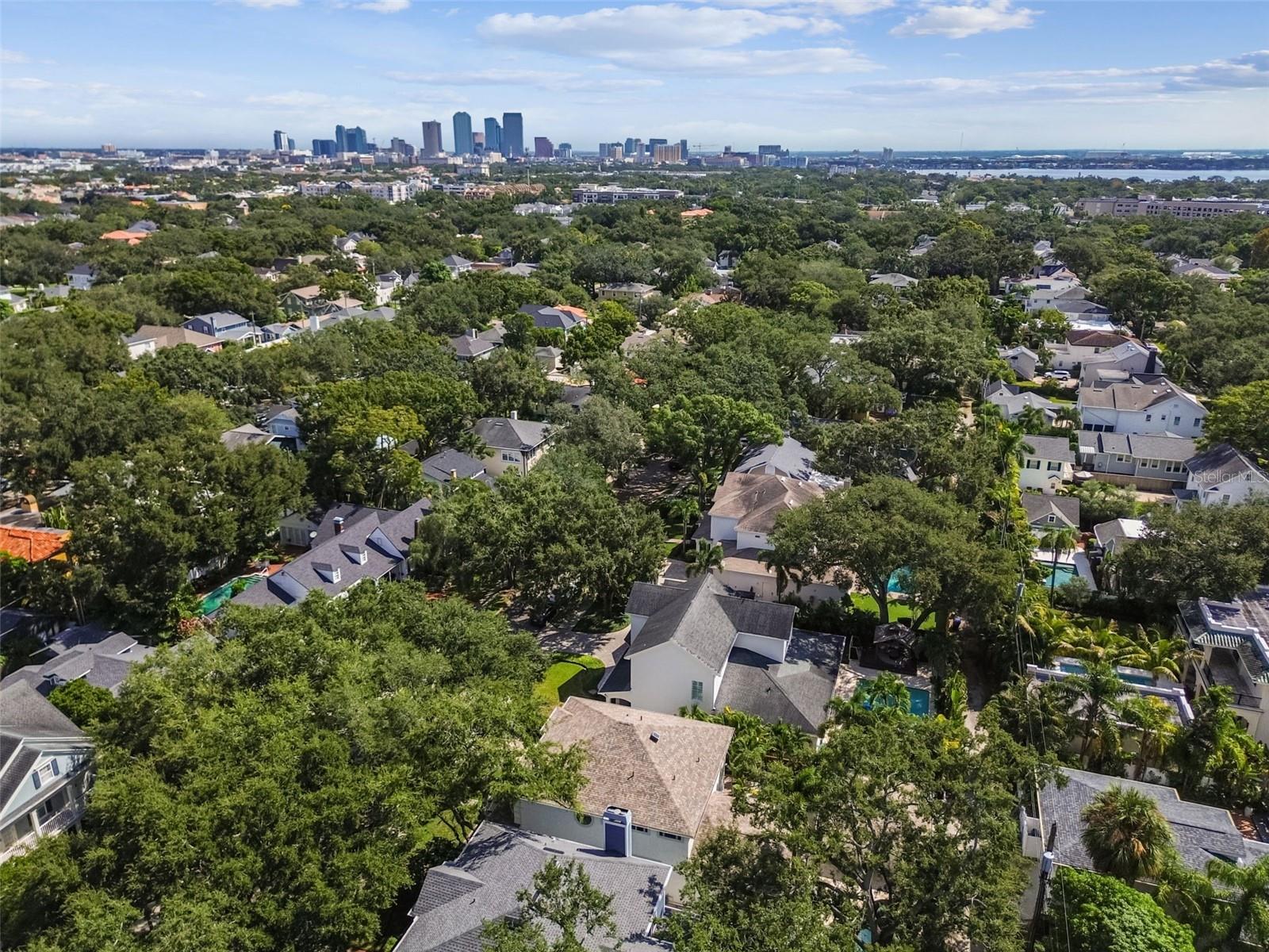 NORTH NEW SUBURB BEAUTIFUL - Residential