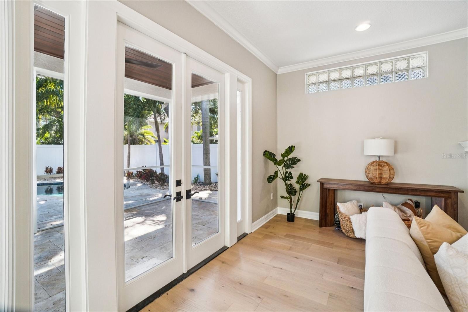 NORTH NEW SUBURB BEAUTIFUL - Residential