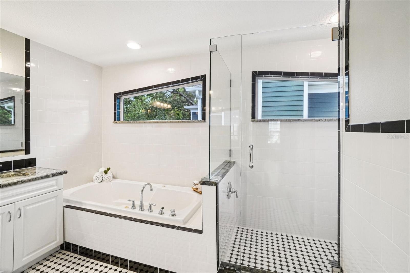 NORTH NEW SUBURB BEAUTIFUL - Residential